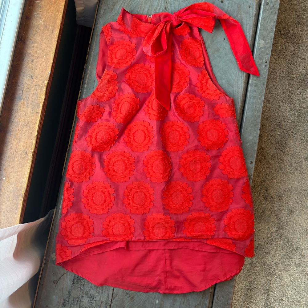Pearl by Lela Rose gorgeous red floral top | size XS